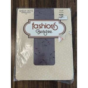 VTG 80s Berkshire Plum Pantyhose Textured  Sheer Dots Petite Sandalfoot 4592